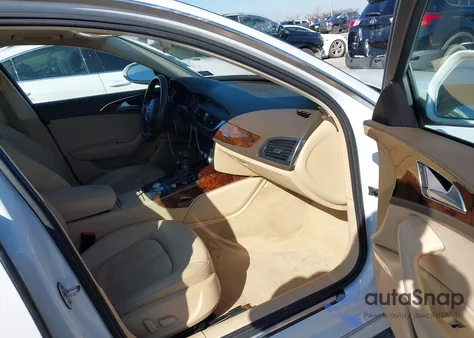 2015 Audi A6 3.0T Premium Plus z USA, uszkodzony, nr VIN WAUFGAFC1FN024426